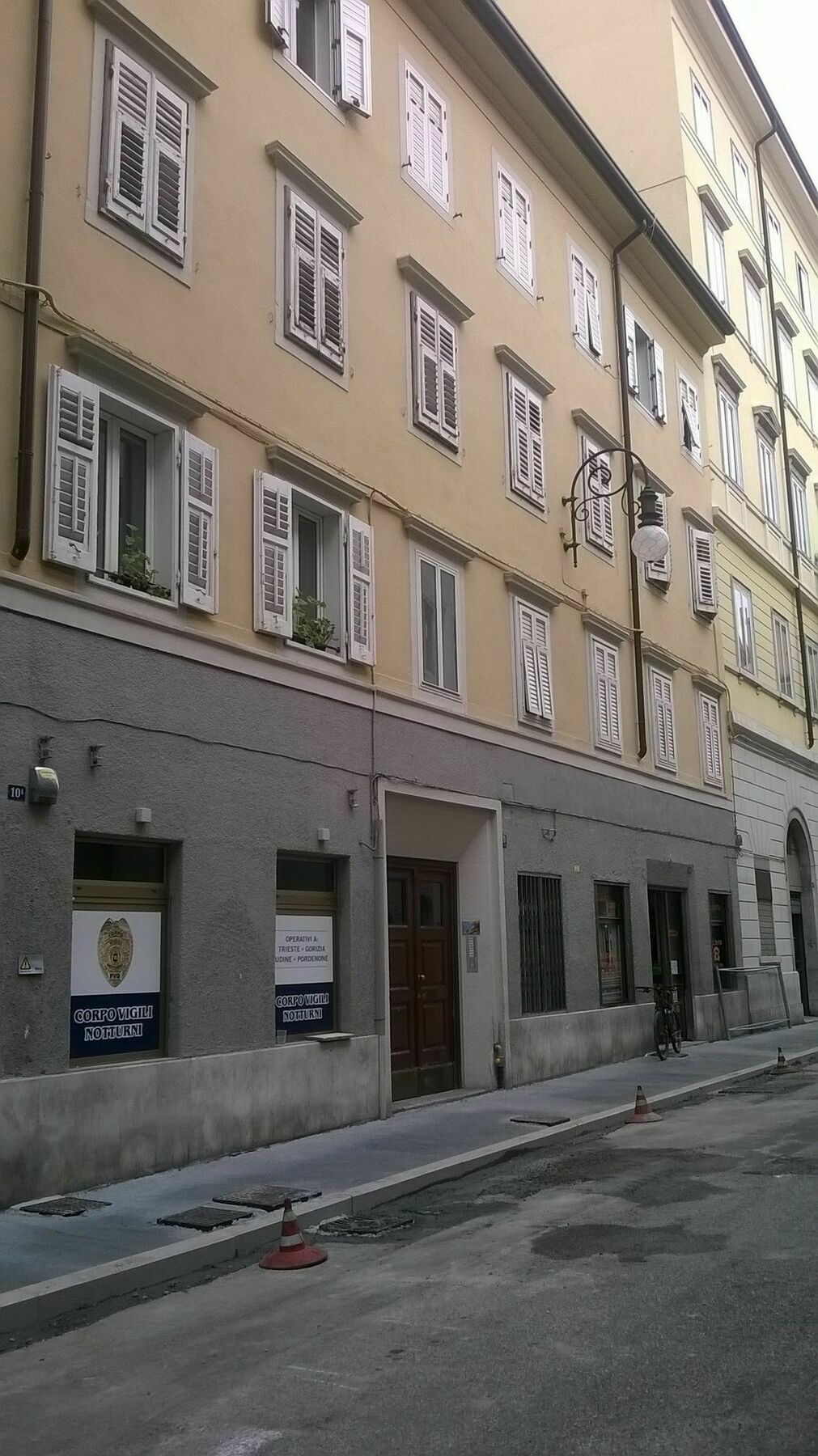 Casa Vacanze Rilke Триест Экстерьер фото