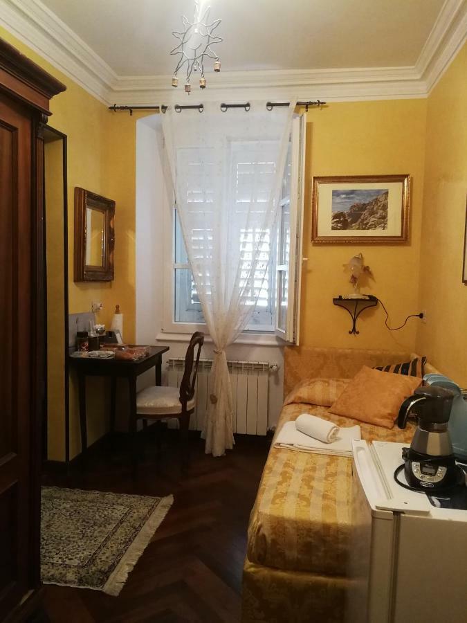 Casa Vacanze Rilke Триест Экстерьер фото